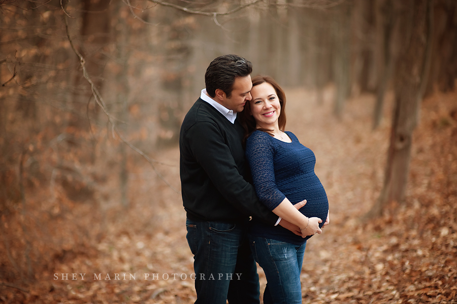 maternity photograph in frederick, md