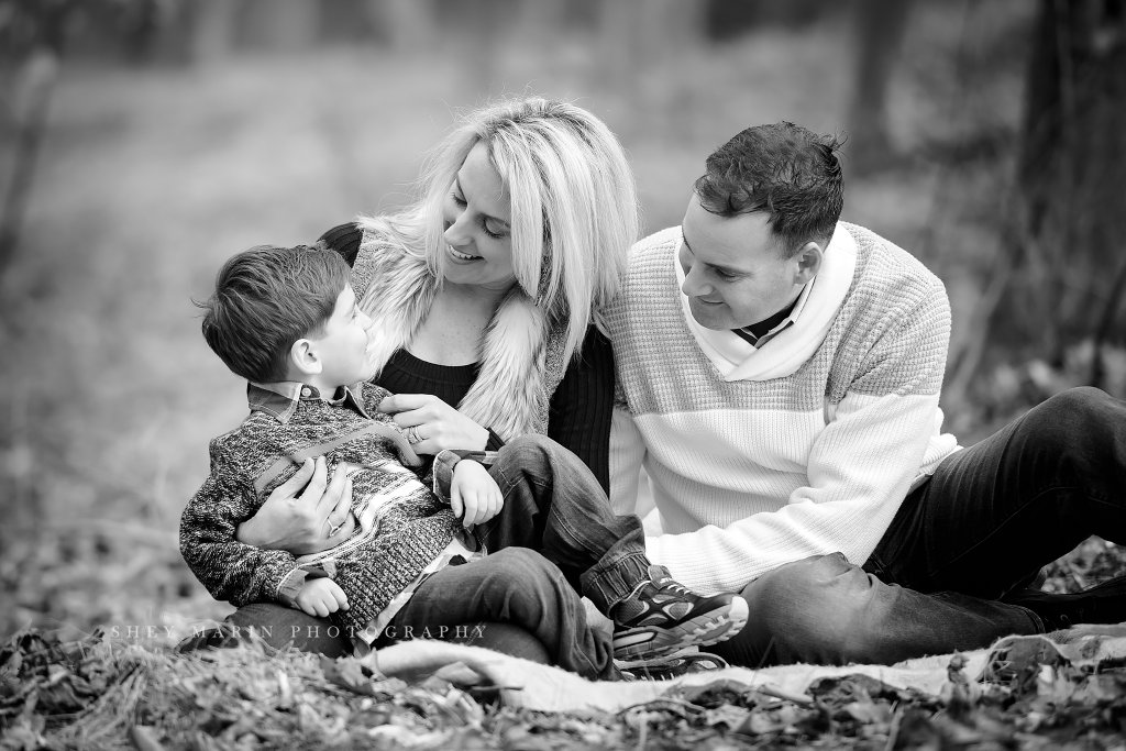 boy and family in forest | frederick family photographer