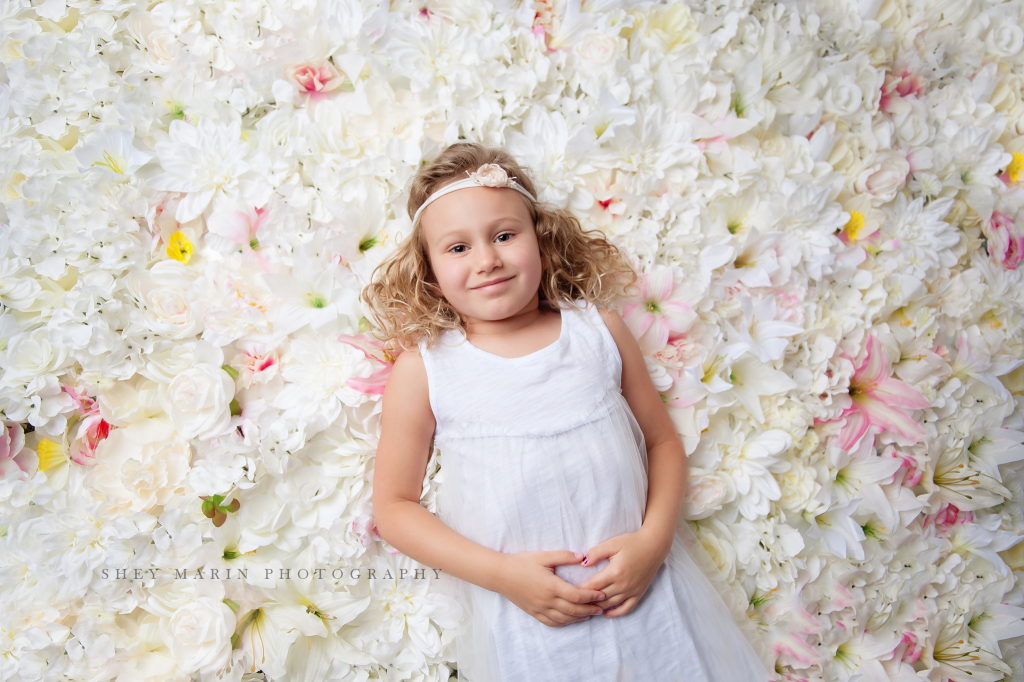 flower wall daughter | Frederick maryland child photographer