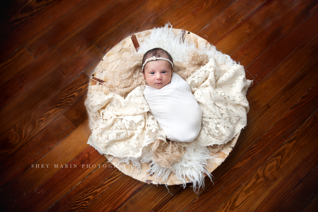 lovely newborn baby girl | Baltimore Maryland newborn photographer