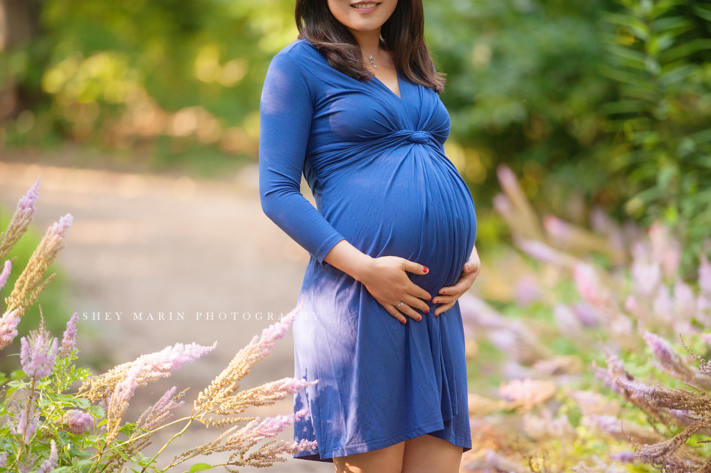 garden maternity session | Washington DC family photographer