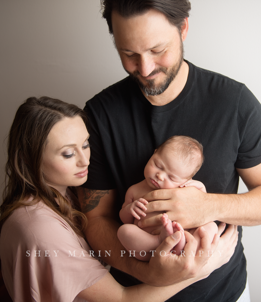 Frederick Maryland newborn baby photographer | nephew baby with parents