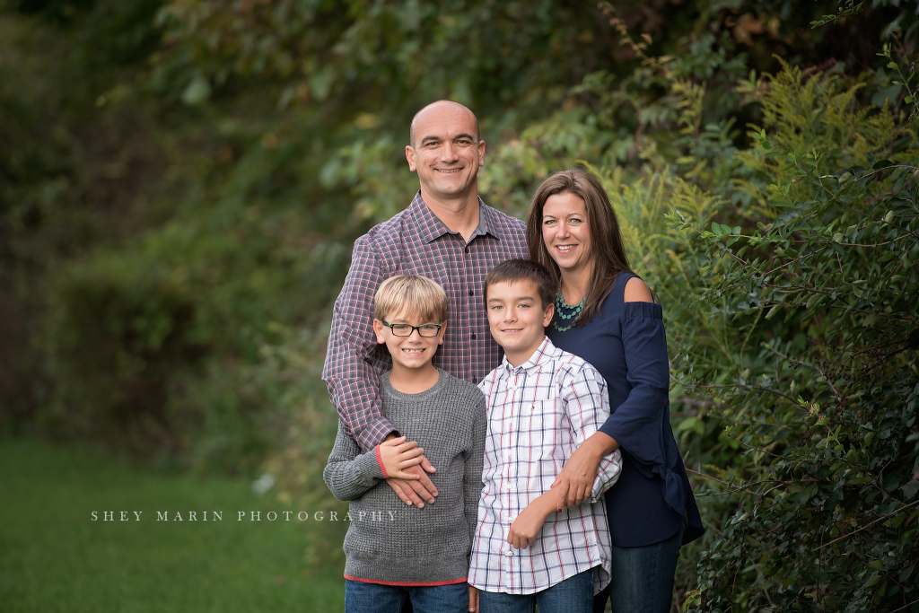 Frederick Maryland children and family photographed in meadow