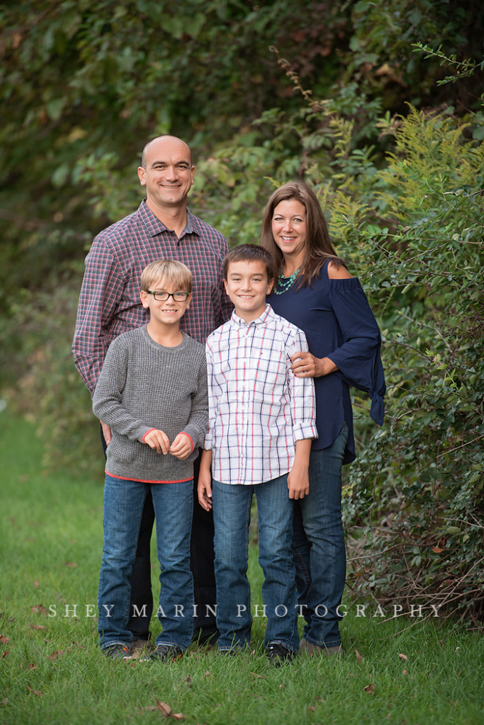 Frederick Maryland children and family photographed in meadow
