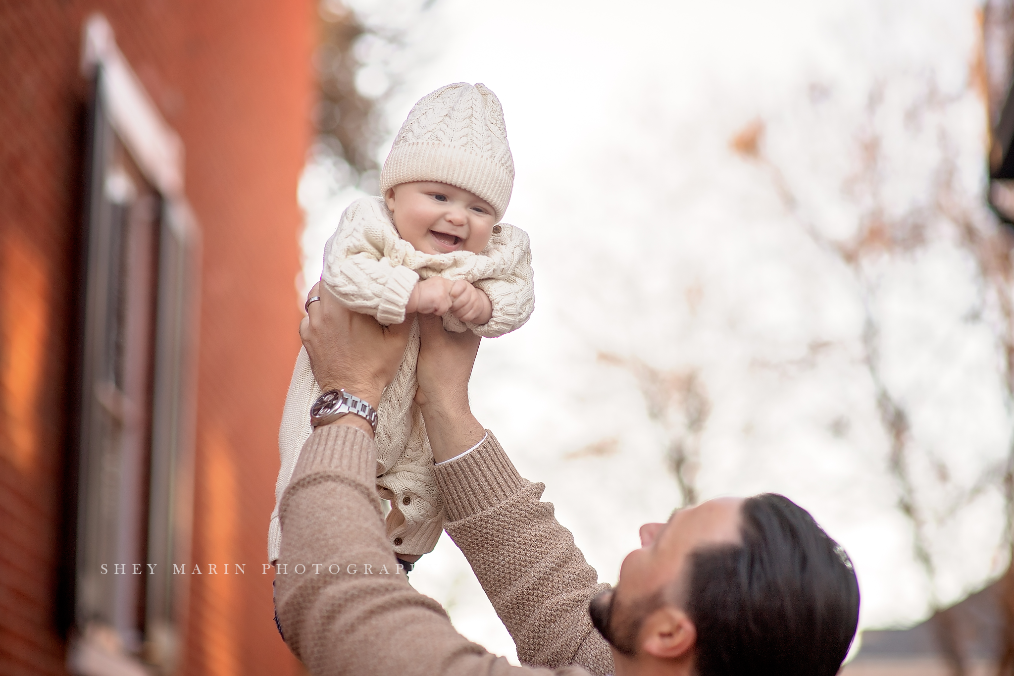 downtown Frederick Maryland family photosession winter