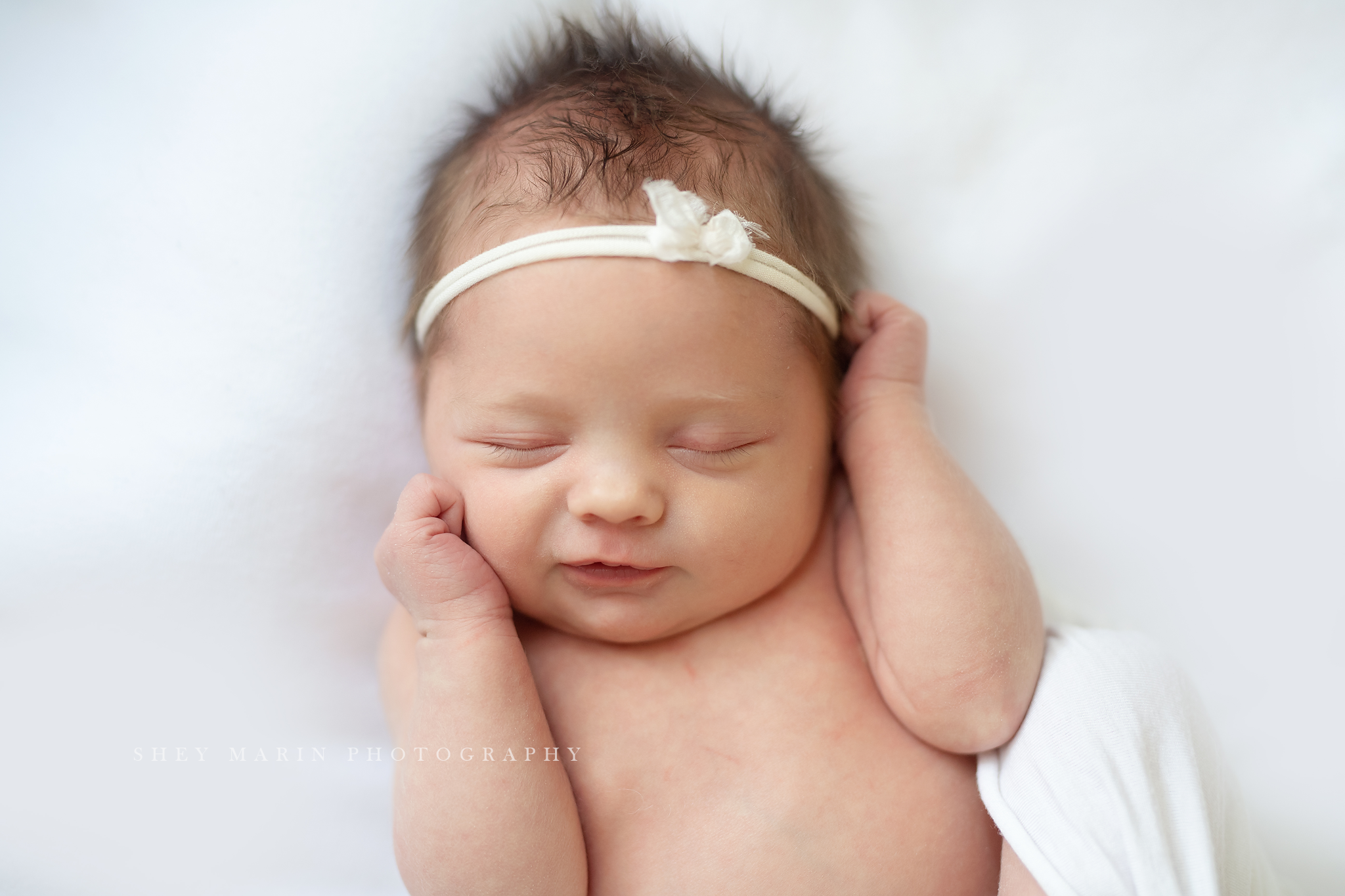 baby girl blush newborn lifestyle photosession DC