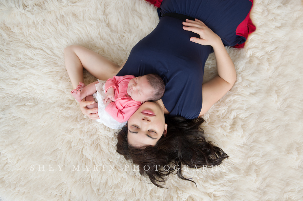 Frederick Maryland newborn photographer | little sister