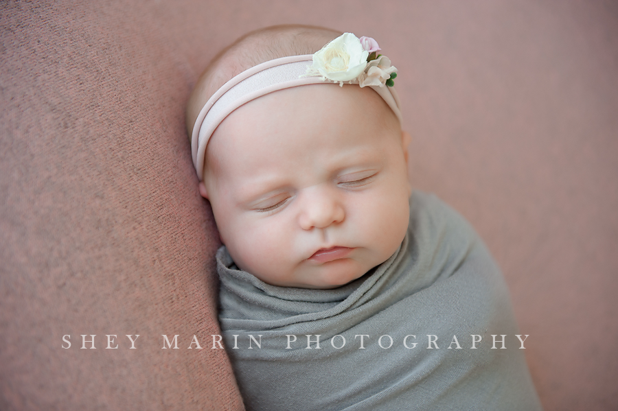 3 week old baby girl| Washington DC Newborn Photographer