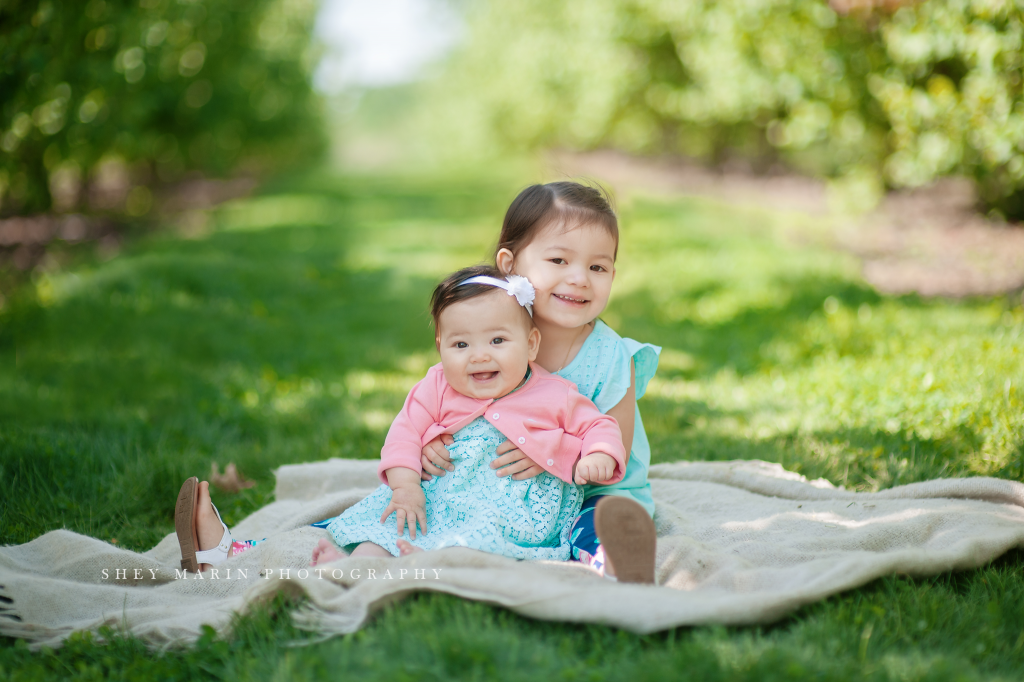 Spring Family Photos | Frederick Maryland Family Photographer