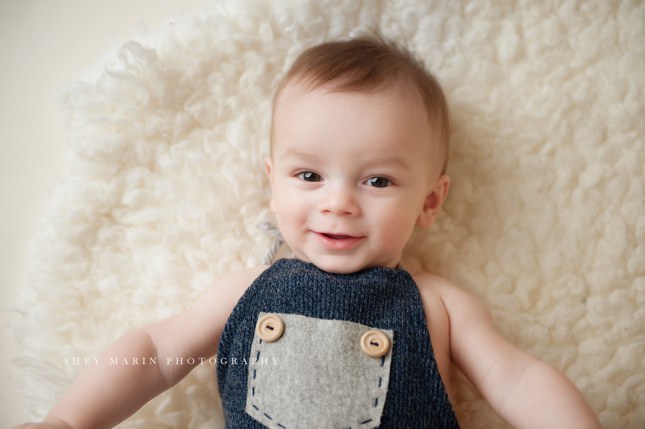 sitter 6 month old | Frederick Maryland baby photographer