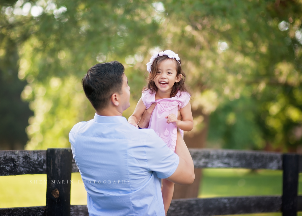 family golden hour portraits | Washington DC child photographer