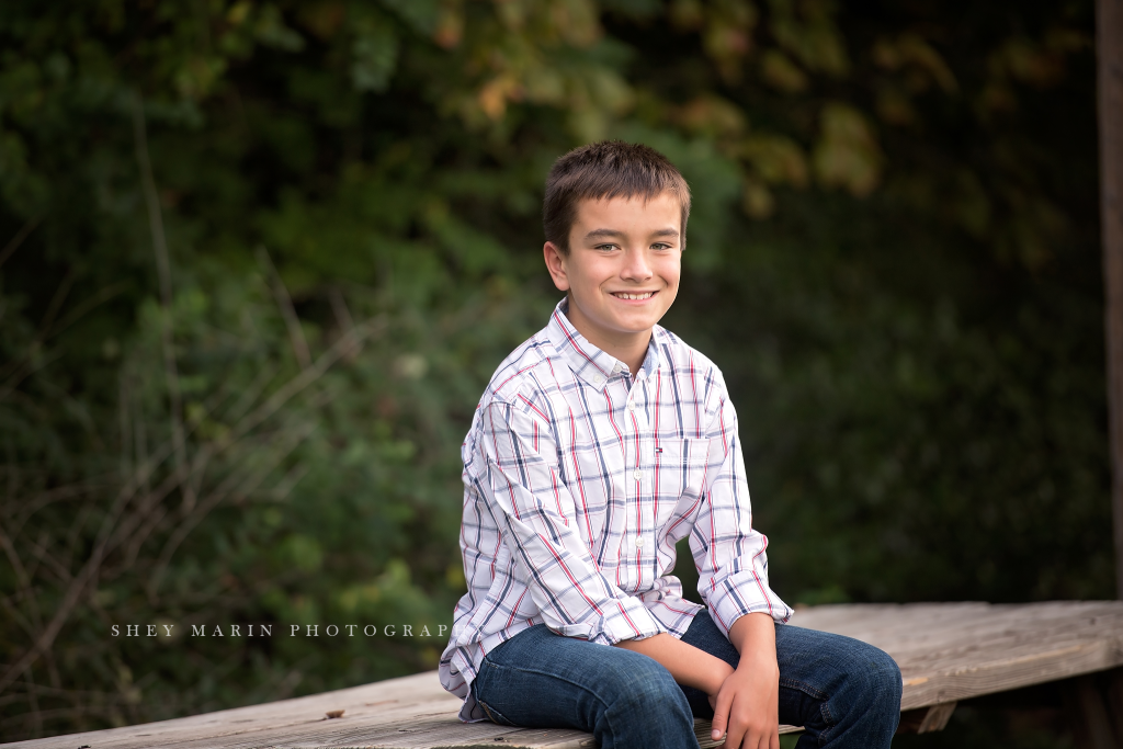 Frederick Maryland child photographed on bench