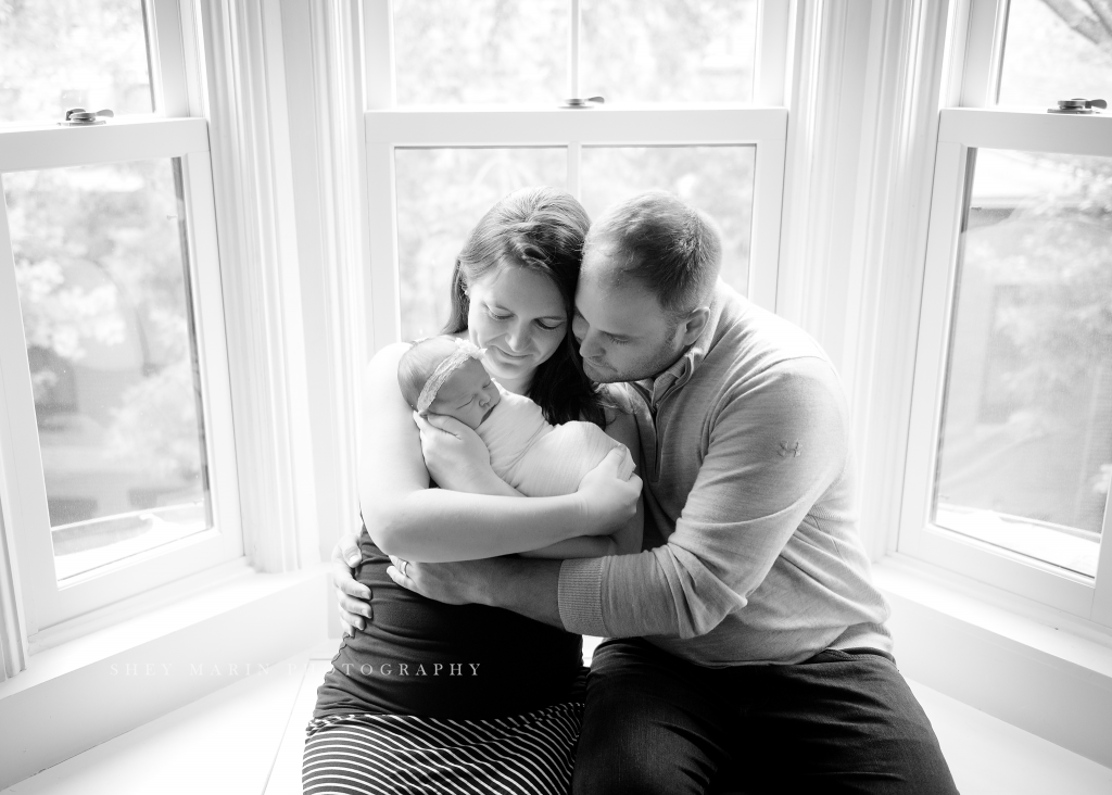 travel newborn photographer | Washington DC baby