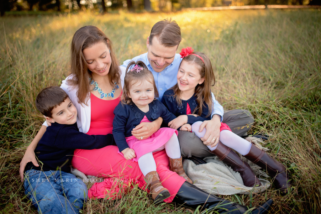 colorful frederick maryland family photographer