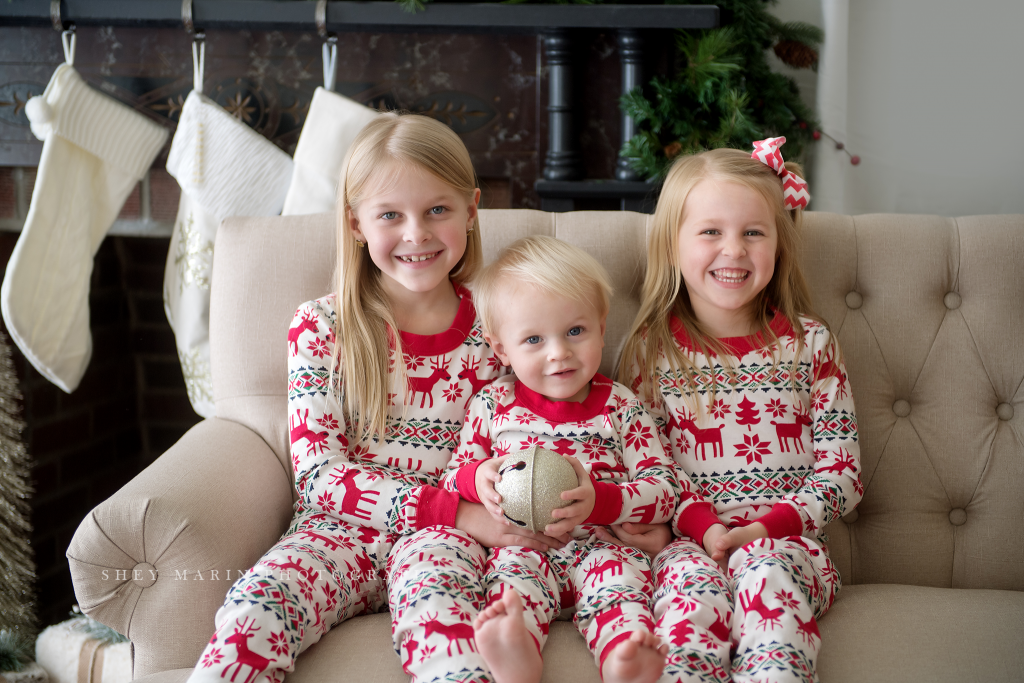 Santa Claus mini sessions Frederick Maryland photographer