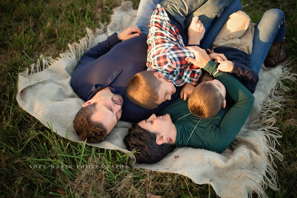 Maryland family fall photosession | Frederick MD kids photographer