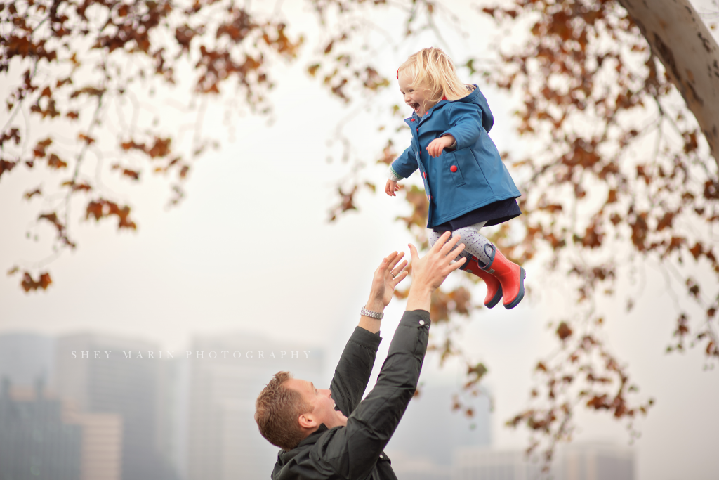 Georgetown DC skyline family photosession