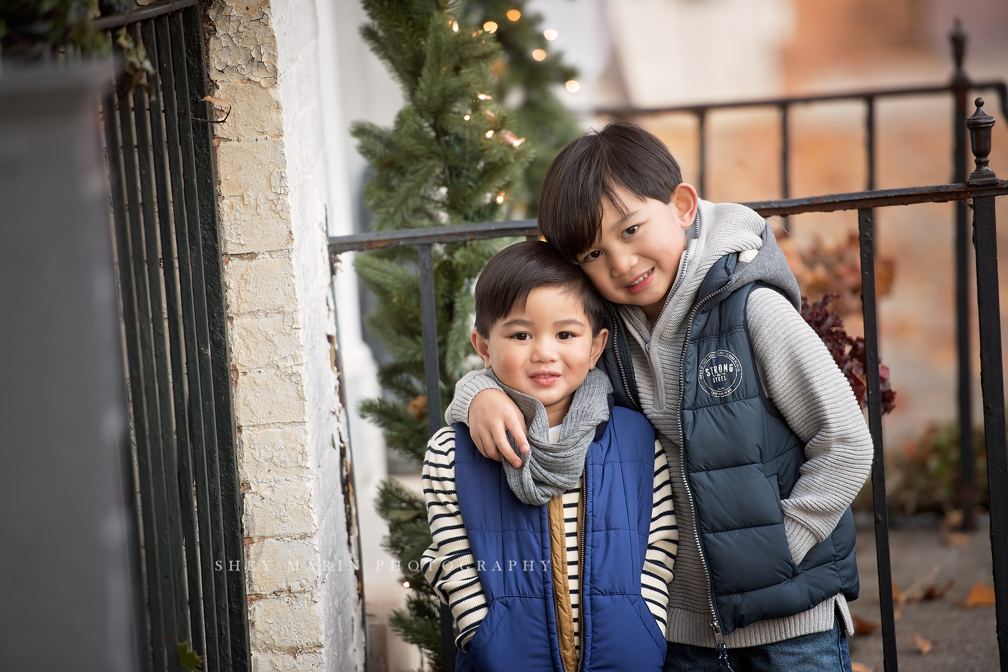 downtown frederick maryland family photographer