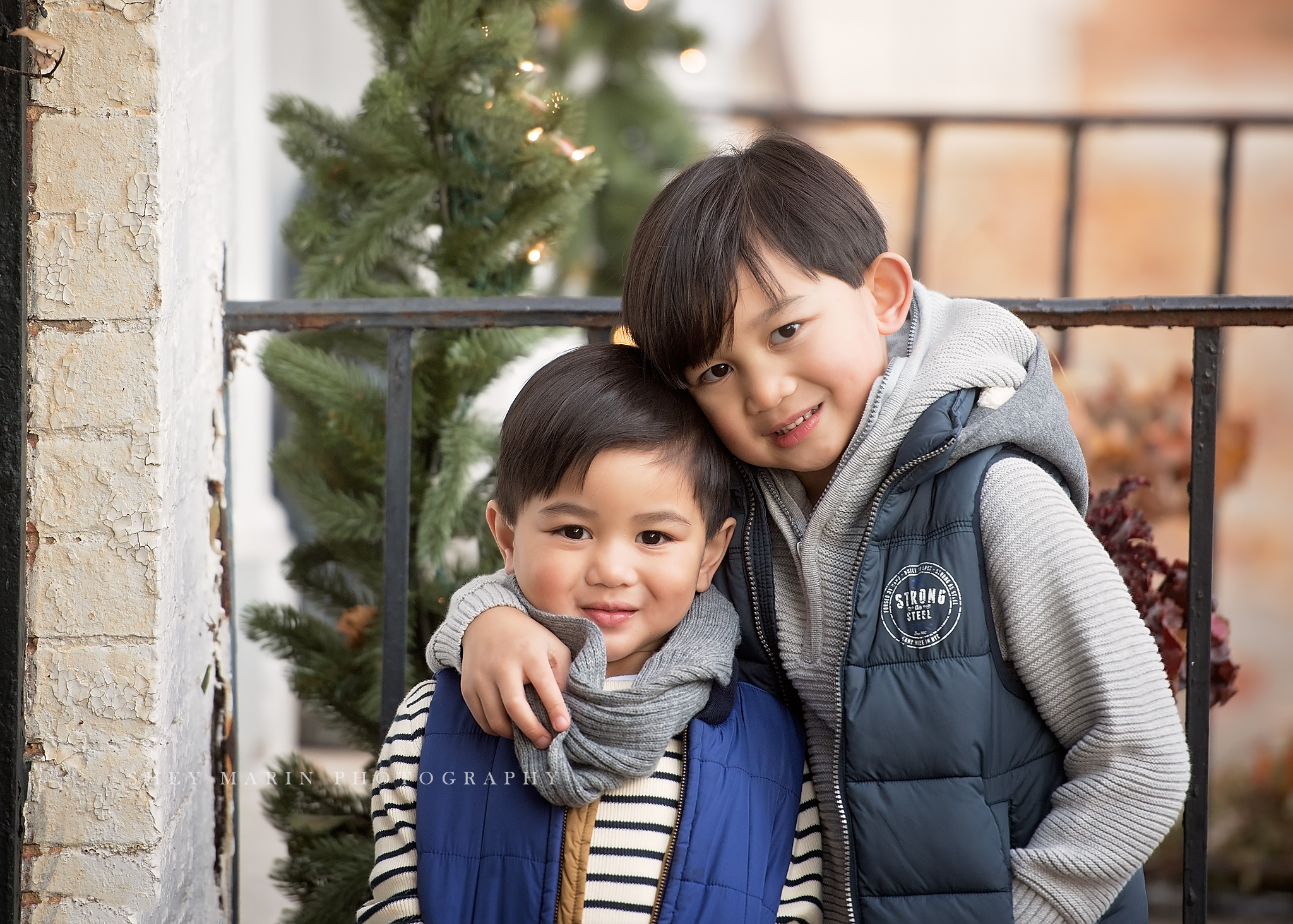 downtown frederick maryland family photographer