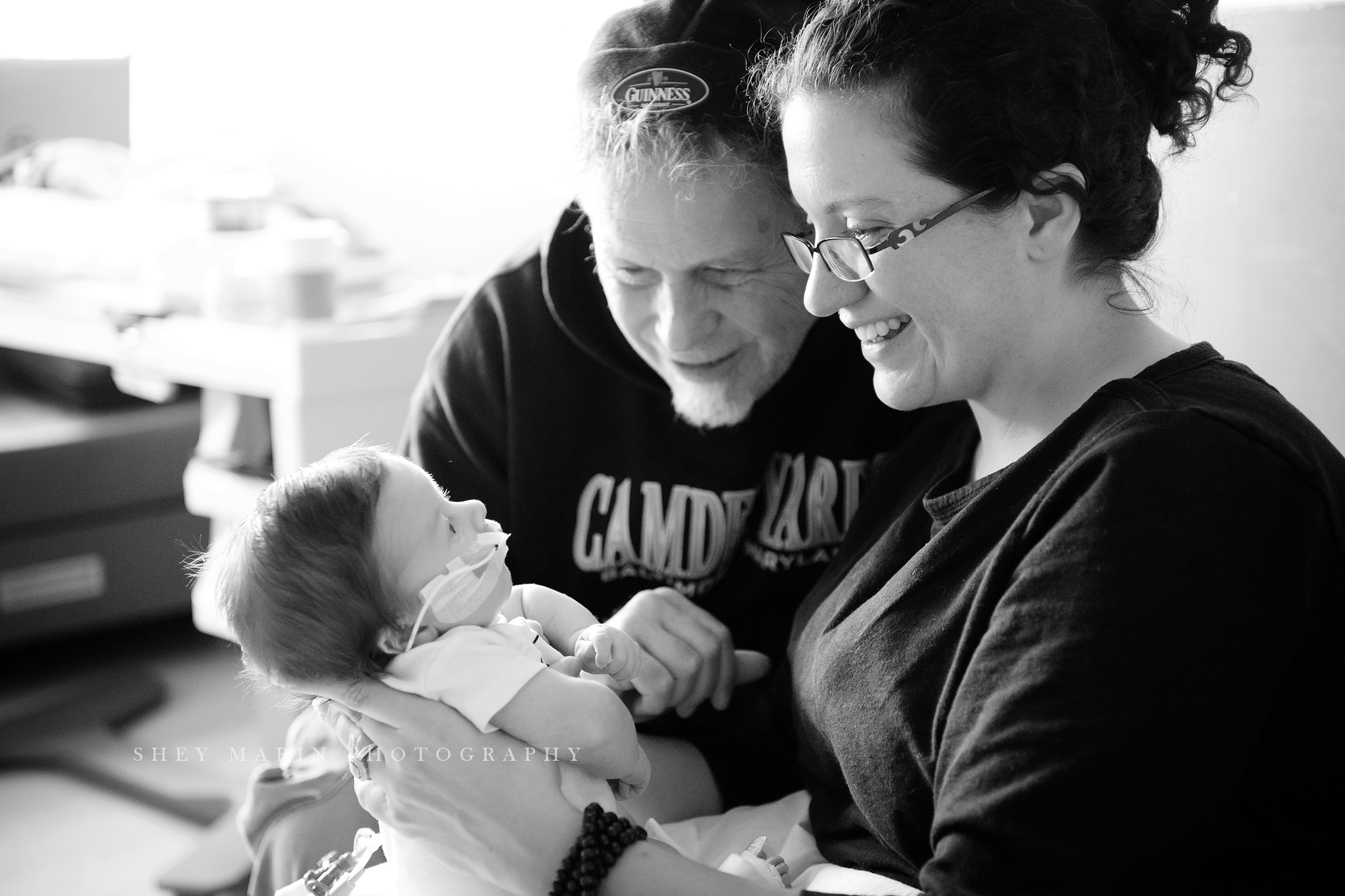 Hospital newborn photosession Maryland