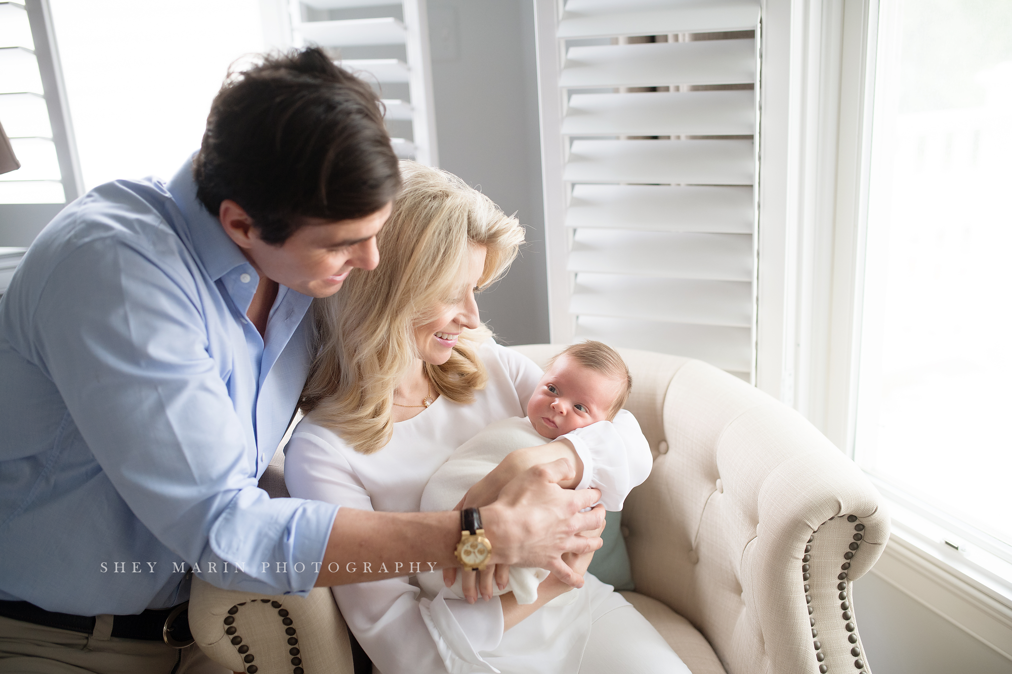 lifestyle newborn portraits Washington DC