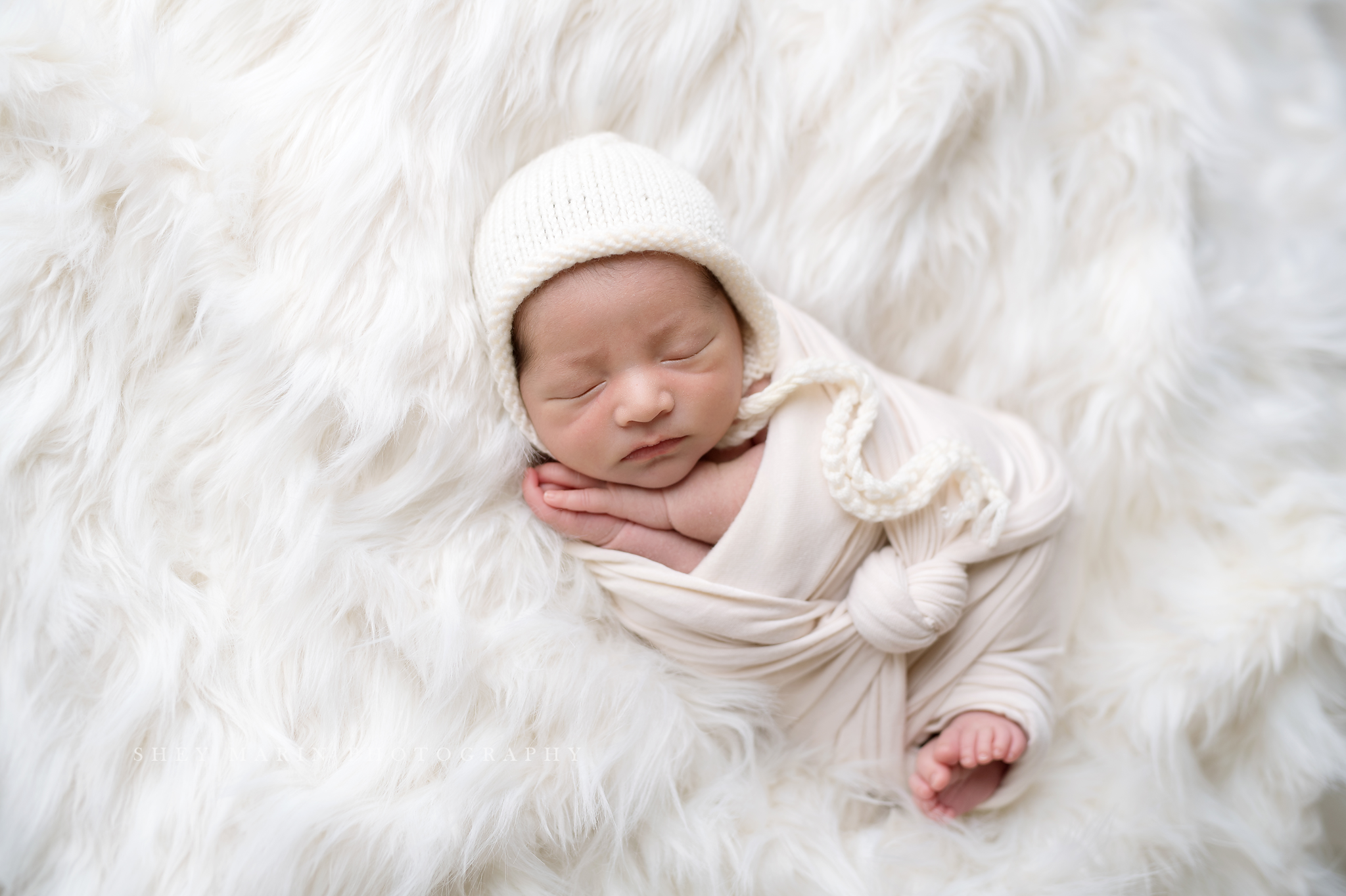 Frederick Maryland newborn baby photo session