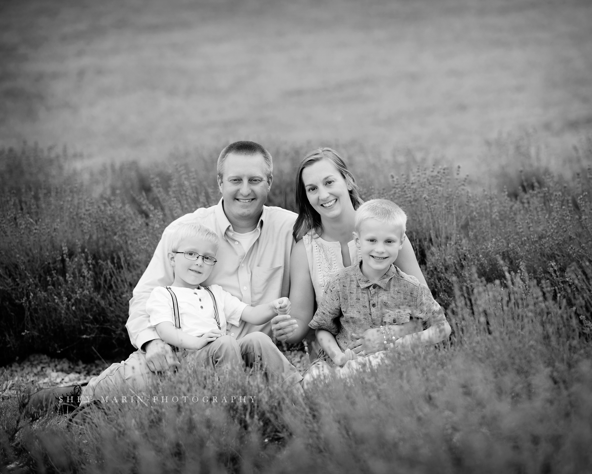 lavender field frederick maryland family photo session