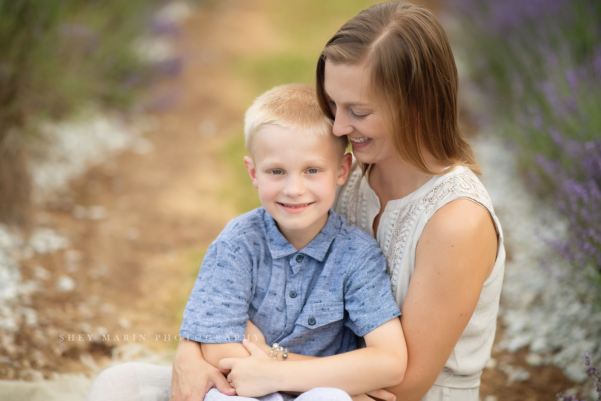 lavender field frederick maryland family photo session