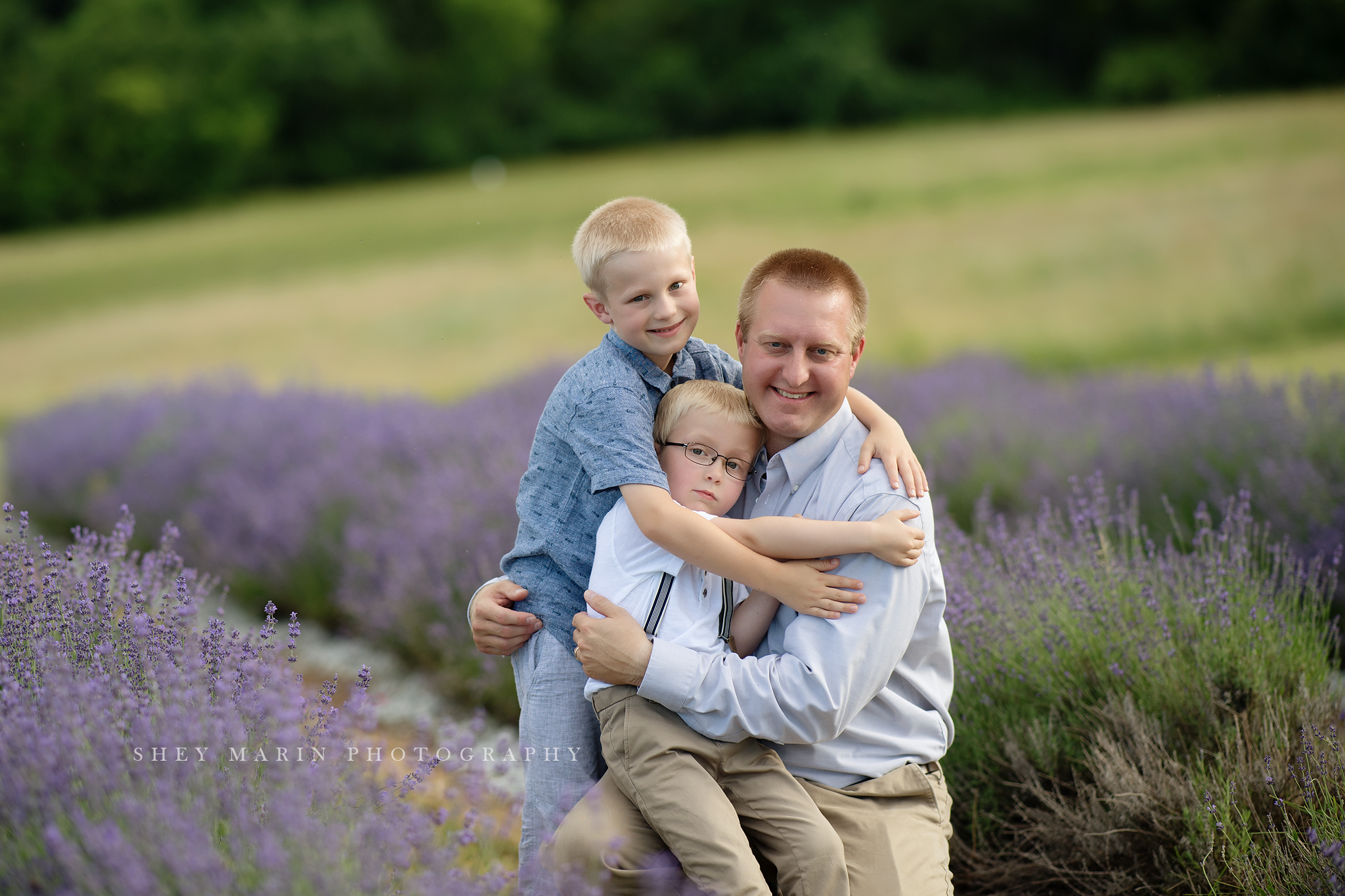 lavender field frederick maryland family photo session