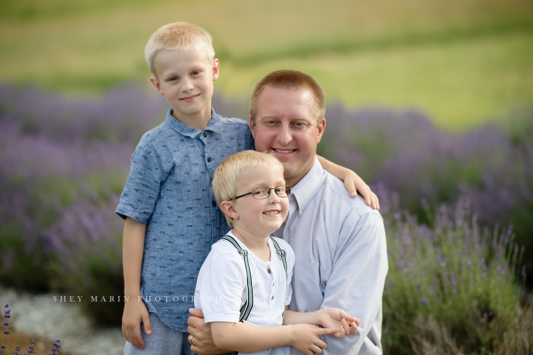 lavender field frederick maryland family photo session