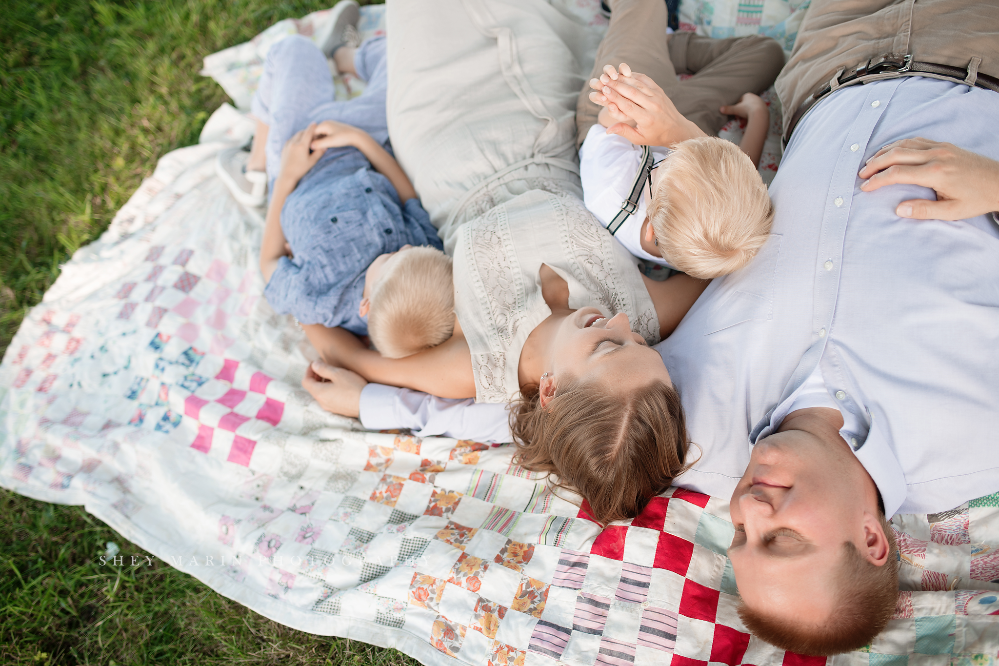 lavender field frederick maryland family photo session