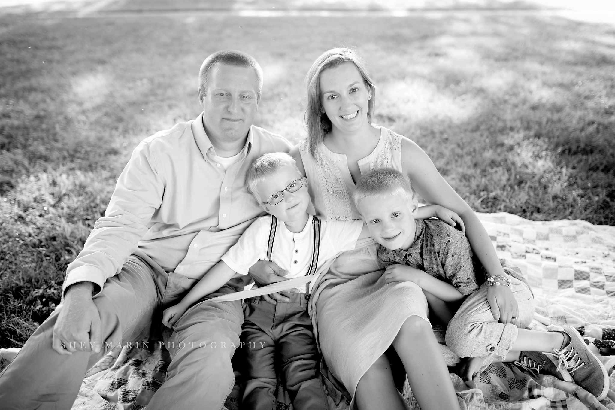 lavender field frederick maryland family photo session