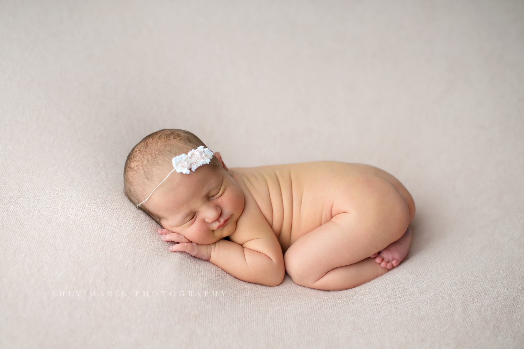 newborn baby studio frederick maryland