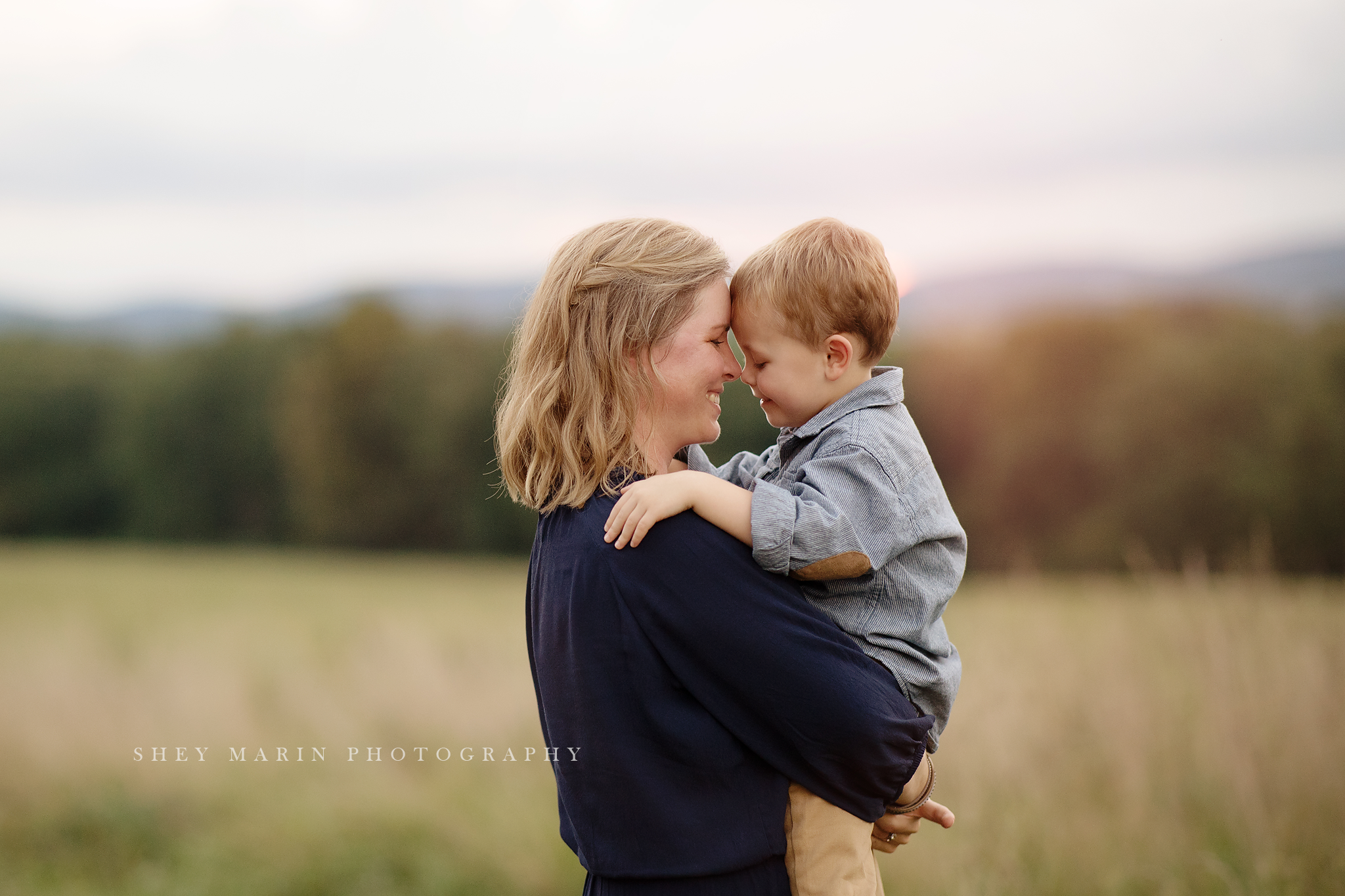 Frederick Maryland family photosession fall monocacy battlefield