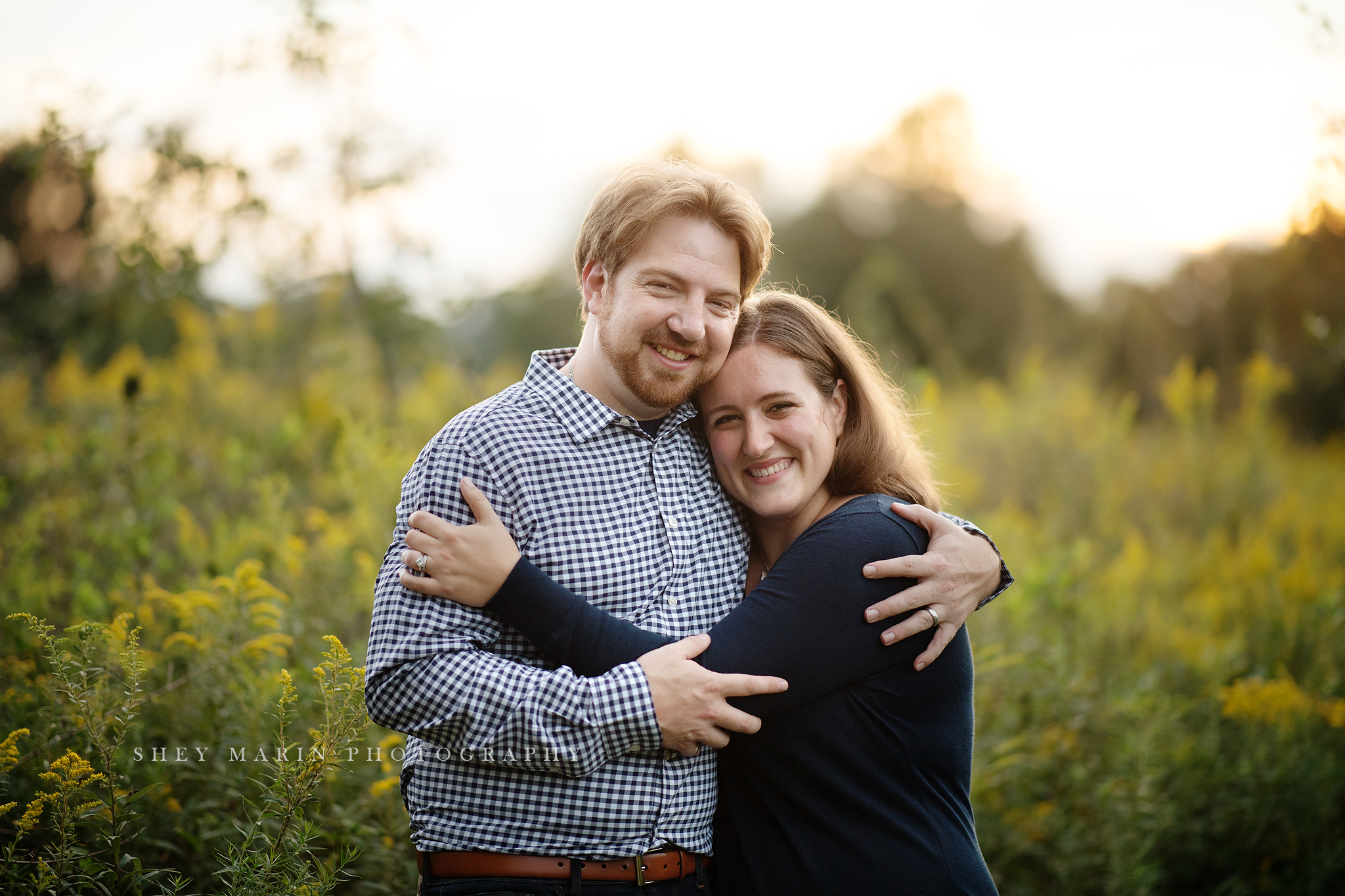 wildflowers and sisters Maryland family photographer