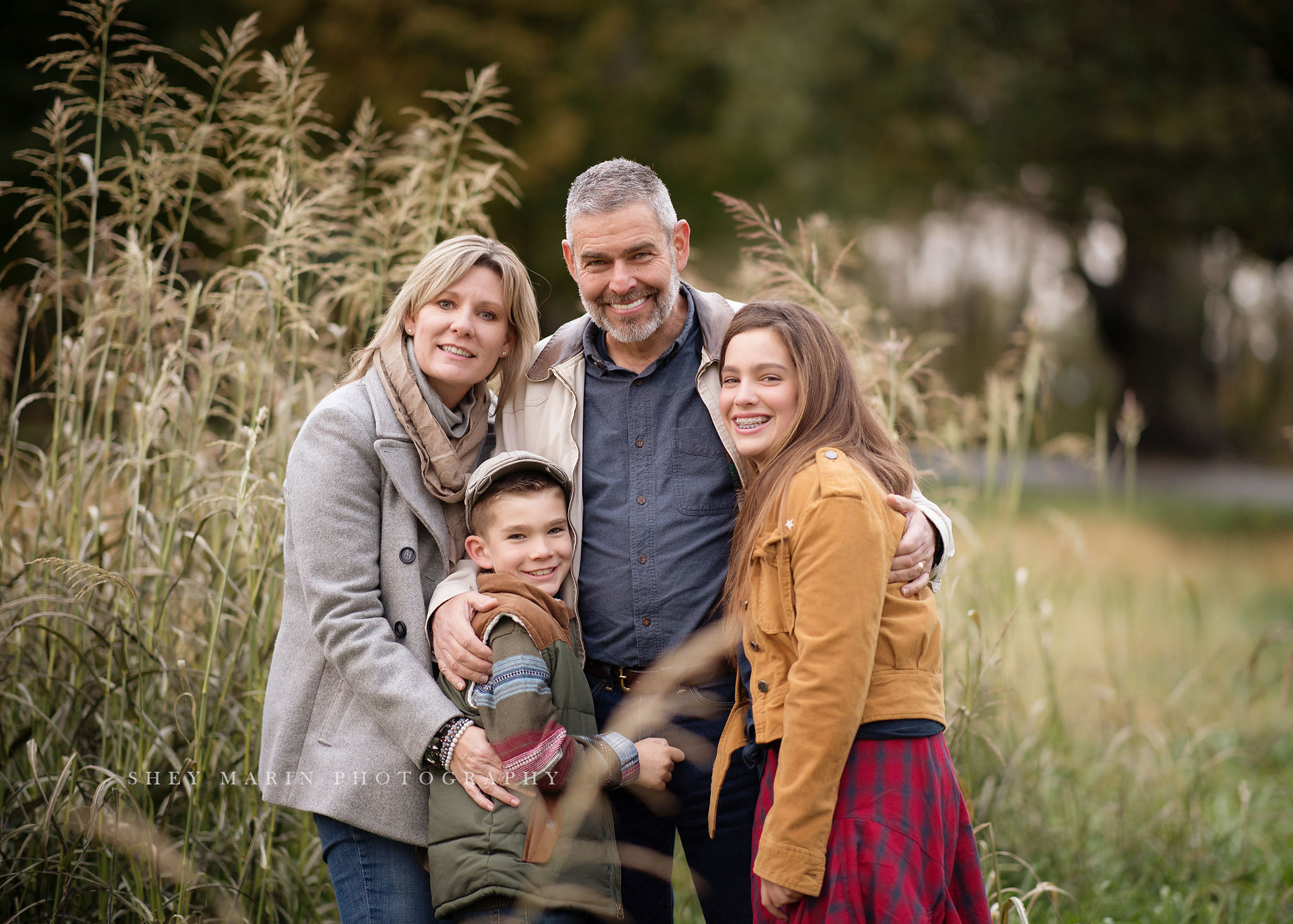 autumn family fall photo session Frederick Maryland