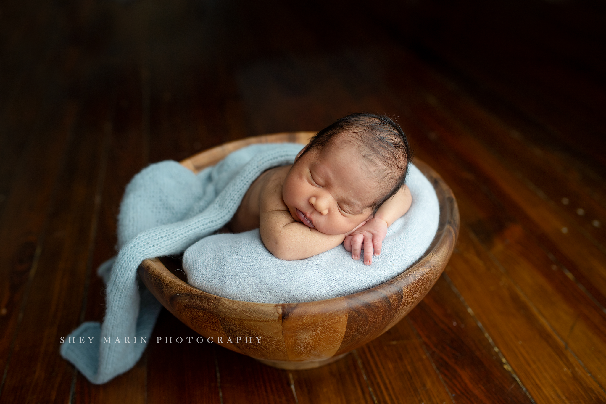 Washington DC adorable newborn photographer