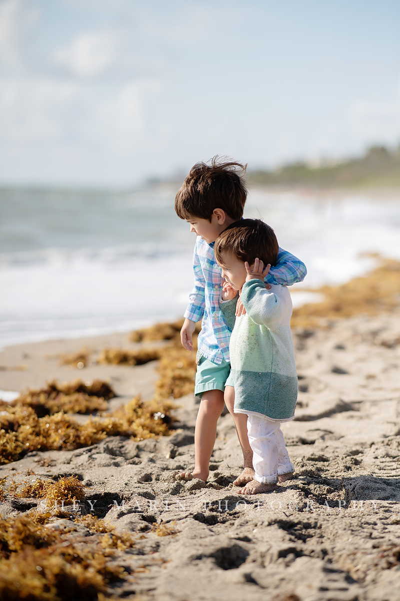 beach jupiter Florida family photosession