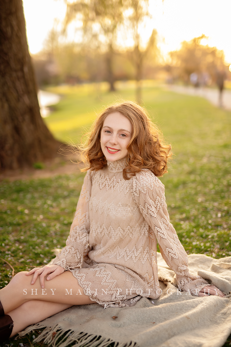 grad frederick maryland senior photographer