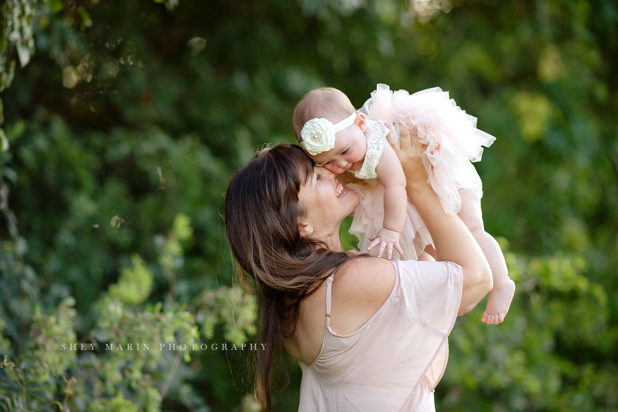 golden hour family photosession frederick maryland