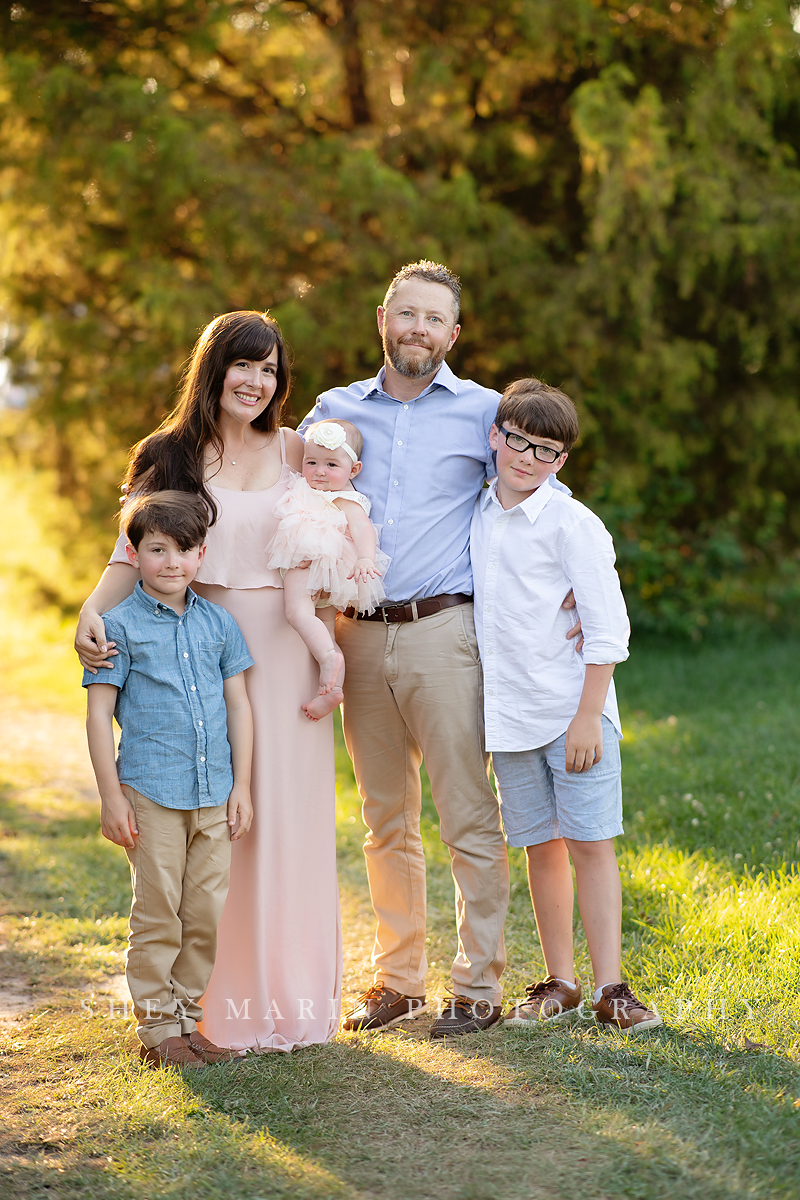 golden hour family photosession frederick maryland