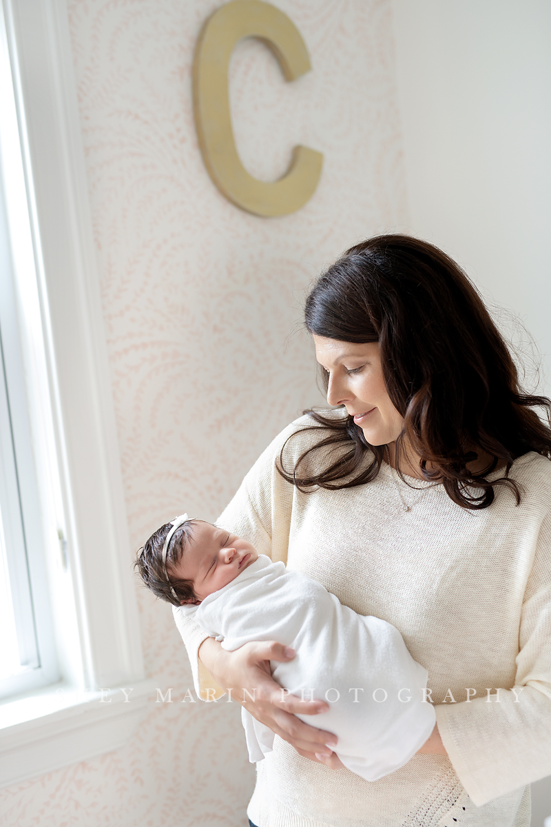 best lifestyle newborn photographer DC